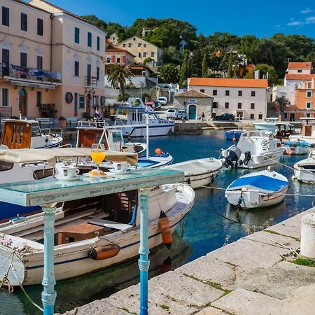 Bed&Breakfast Saturn Veli Lošinj Exterior foto