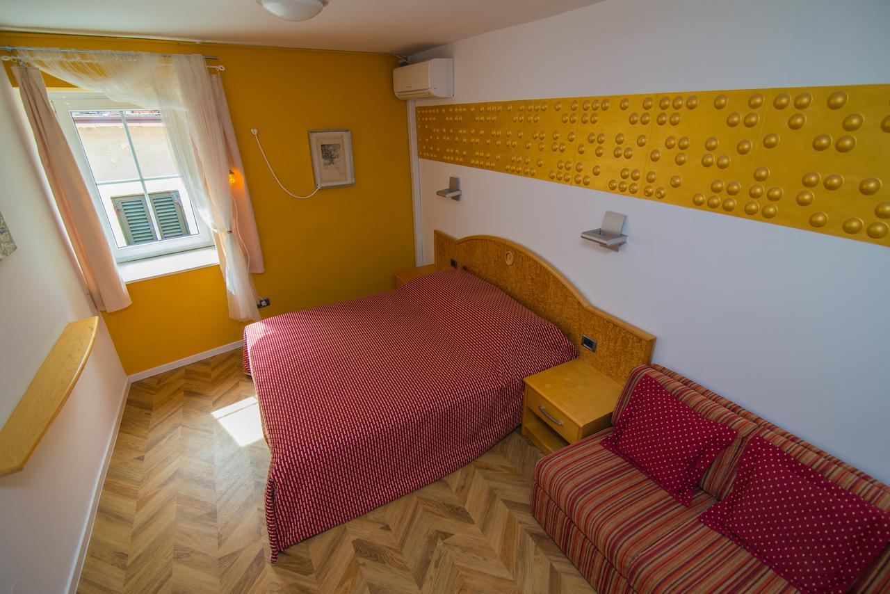 Bed&Breakfast Saturn Veli Lošinj Exterior foto