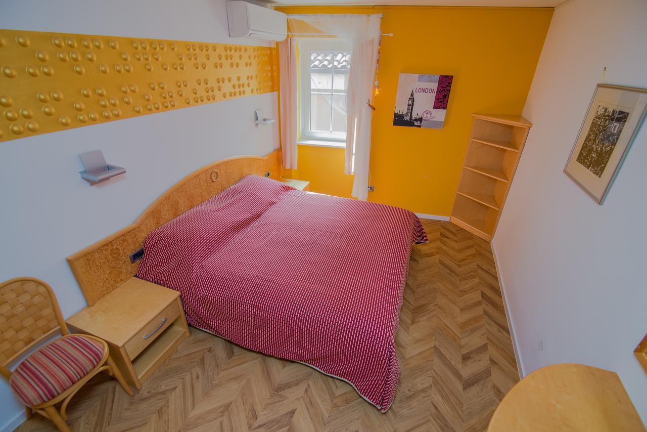 Bed&Breakfast Saturn Veli Lošinj Exterior foto