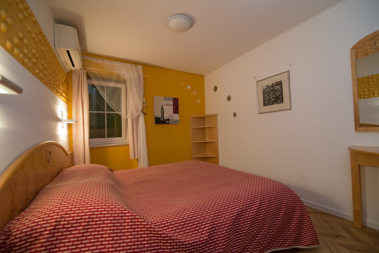 Bed&Breakfast Saturn Veli Lošinj Exterior foto